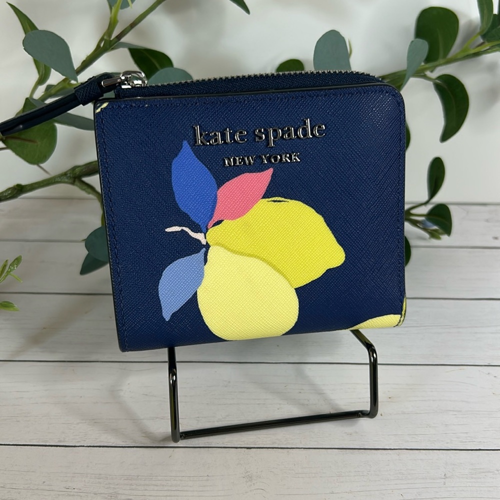 Kate Spade Cameron Lemon Zest Small LZIP Bifold Leather Wallet NWOT